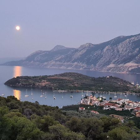 Stork Design Suites Epidaurus Bagian luar foto