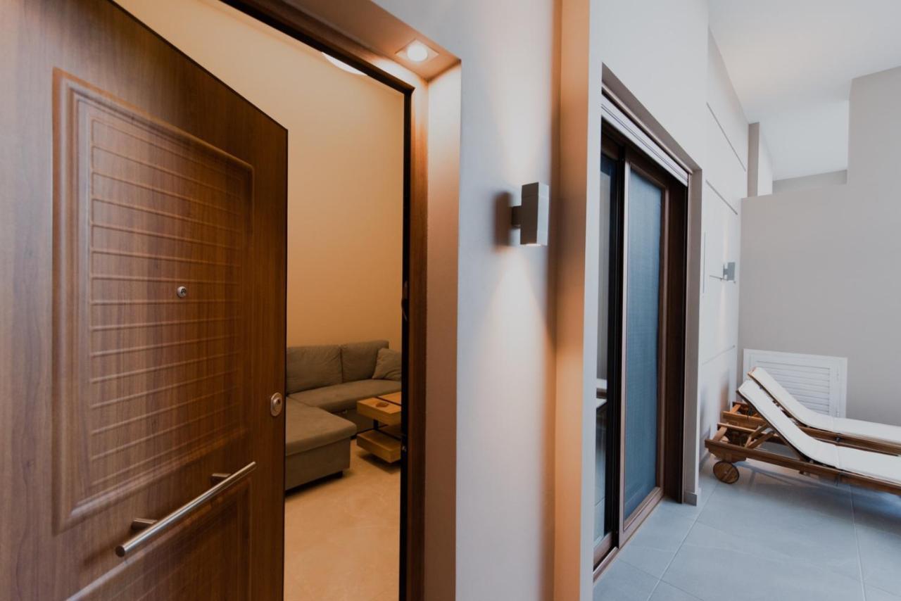 Stork Design Suites Epidaurus Bagian luar foto