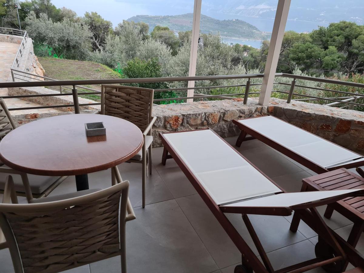 Stork Design Suites Epidaurus Bagian luar foto
