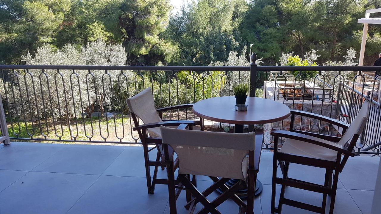 Stork Design Suites Epidaurus Bagian luar foto