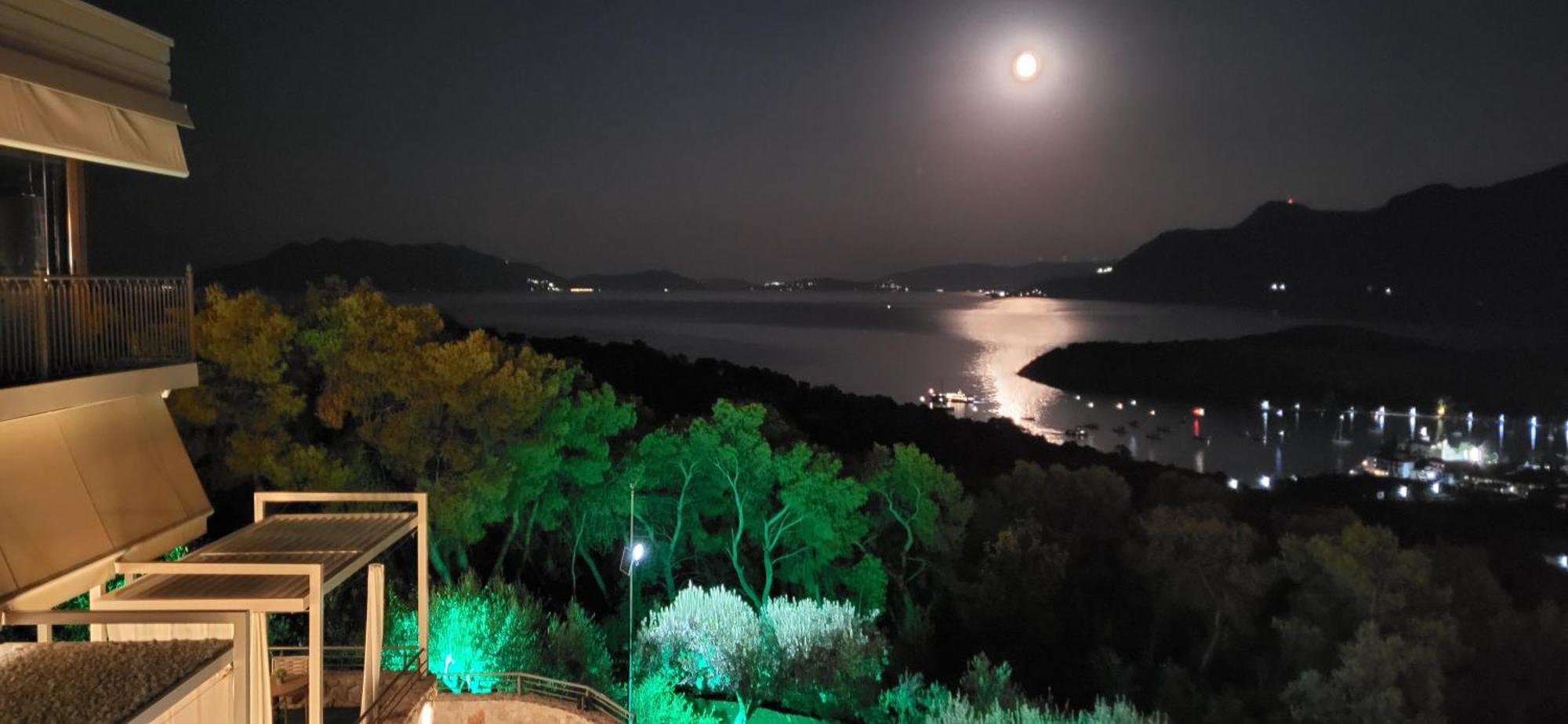 Stork Design Suites Epidaurus Bagian luar foto