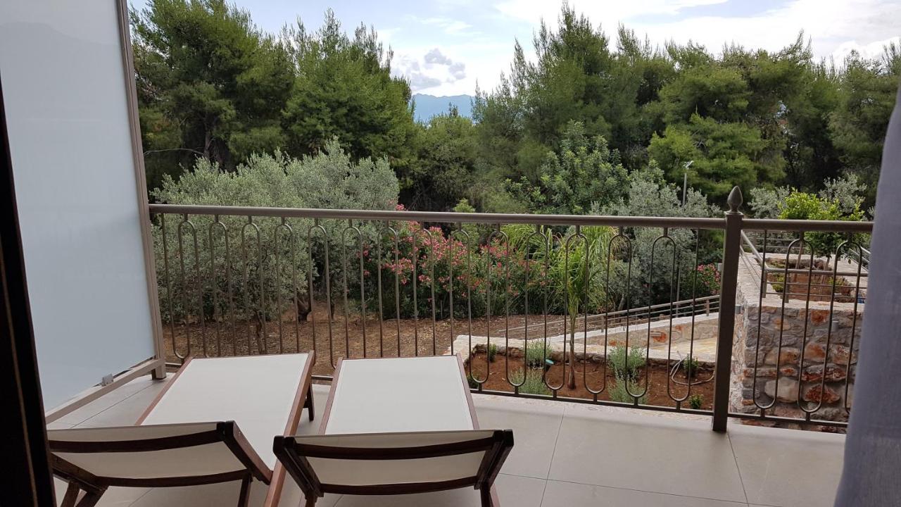 Stork Design Suites Epidaurus Bagian luar foto